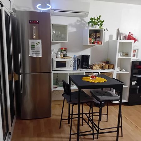Apartamento Compartido Excelente Ubicacion El Prat de Llobregat Extérieur photo